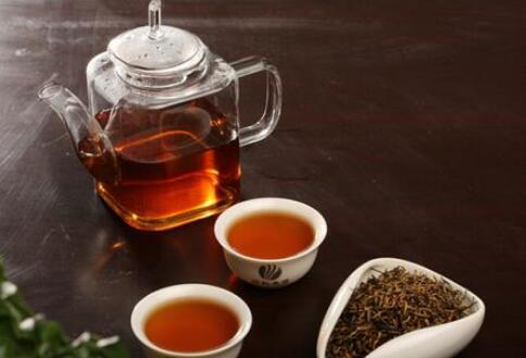 男人喝茶叶有什么好处 男人喝茶叶的坏处