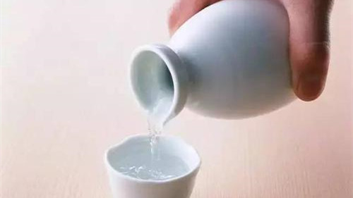 如何做白酒代理销售 代理白酒需要哪些证件