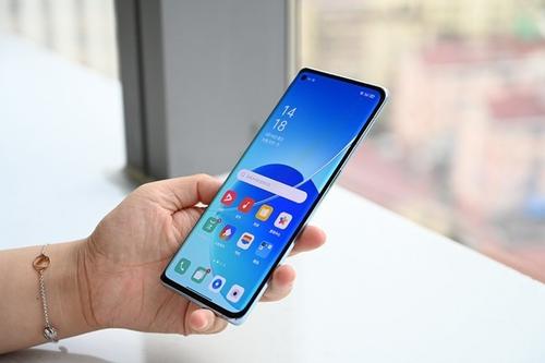 opporeno6pro+和vivox60pro哪个好-参数对比