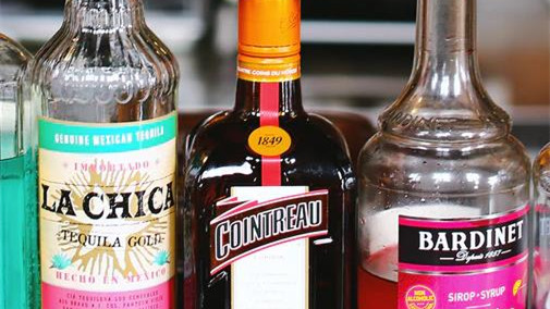 君度酒开封后存放多久 君度酒开了能放多久