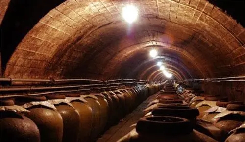 酱香型白酒对人体健康有什么好处 酱香型白酒对身体好吗