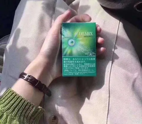 女士烟和男士烟的区别危害 女士烟比男士烟危害小吗