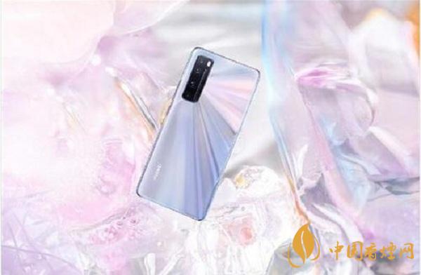 华为nova8和荣耀v40pro详细手机参数对比-哪个更值得入手