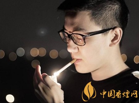 吸烟容易导致的典型性疾病排名第一就是肺癌