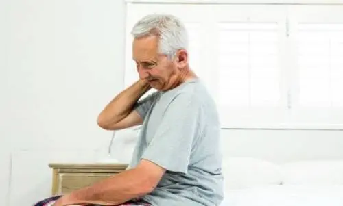 老年人颈椎病怎么调养 老年人颈椎病吃什么药最好