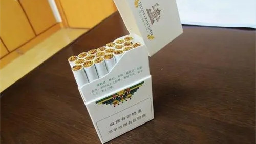 黄鹤楼梯杷多少钱一包 黄鹤楼梯杷香烟价格表2025价格表