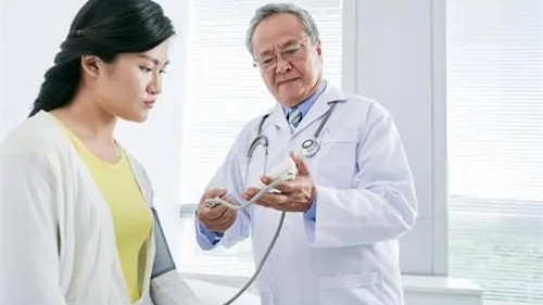 肝癌介入治疗的利与弊 肝癌介入术后常见并发症有哪些