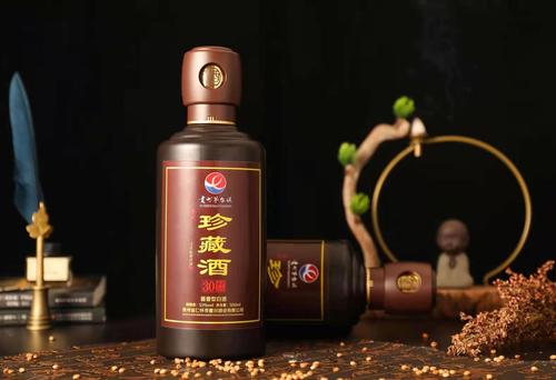 喝完白酒可以吃枇杷吗 枇杷能不能泡白酒