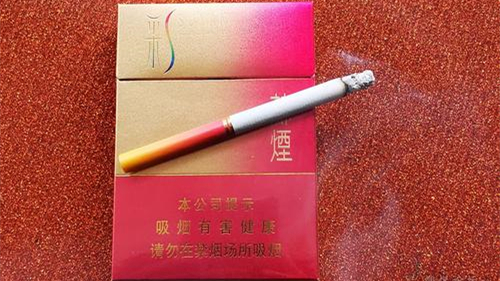 彩苏烟多少钱一条 苏烟彩中多少钱一包盒装