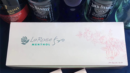 520粉色玫瑰香烟多少钱 粉玫瑰520烟价格