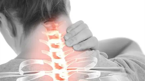 神经根型颈椎病有哪些症状?神经根型颈椎病治疗方案