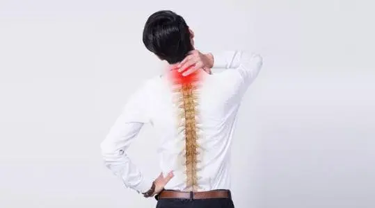 神经根型颈椎病有哪些症状?神经根型颈椎病治疗方案