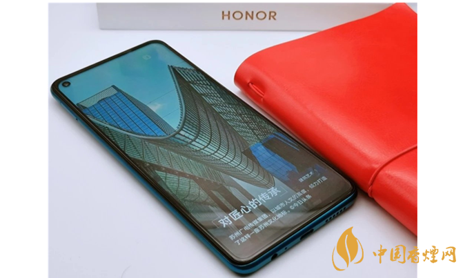 iQOOZ1x和荣耀Play4哪个好?iQOOZ1x和荣耀Play4性价比参数对比