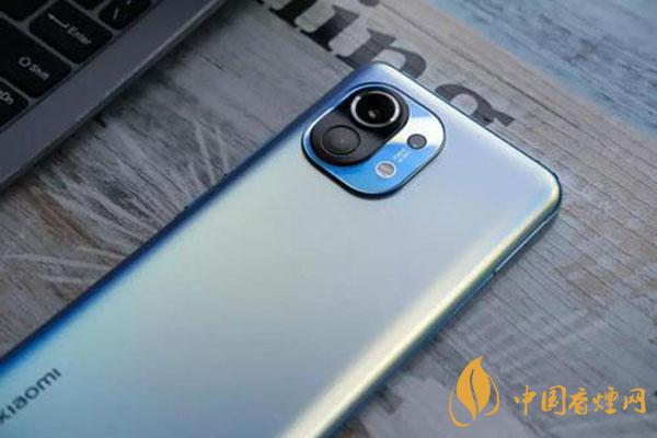 最新荣耀v40真机详细评测-荣耀v40性能测评2021