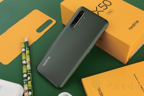 真我x50pro和真我x50pro玩家版有什么区别那个更好