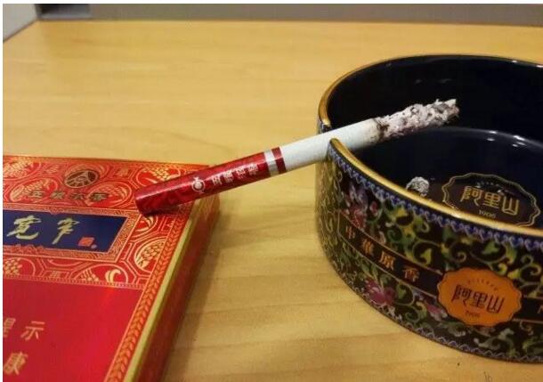 宽窄五粮浓香,香烟邂逅五粮液你值得拥有