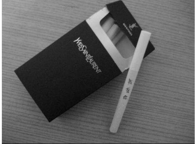 10元进口女士香烟排行榜,圣罗兰香烟你见过吗