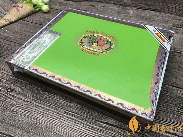 品吸古巴雪茄烟雷蒙阿龙巨人 喜尝香草坚果奶油香