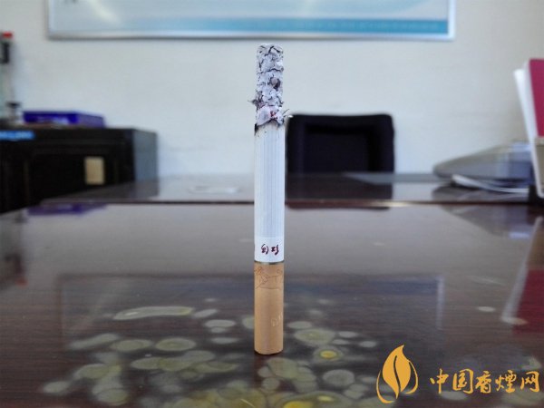 红河烟软88精品好抽吗 回味大众经典红河软88烟香